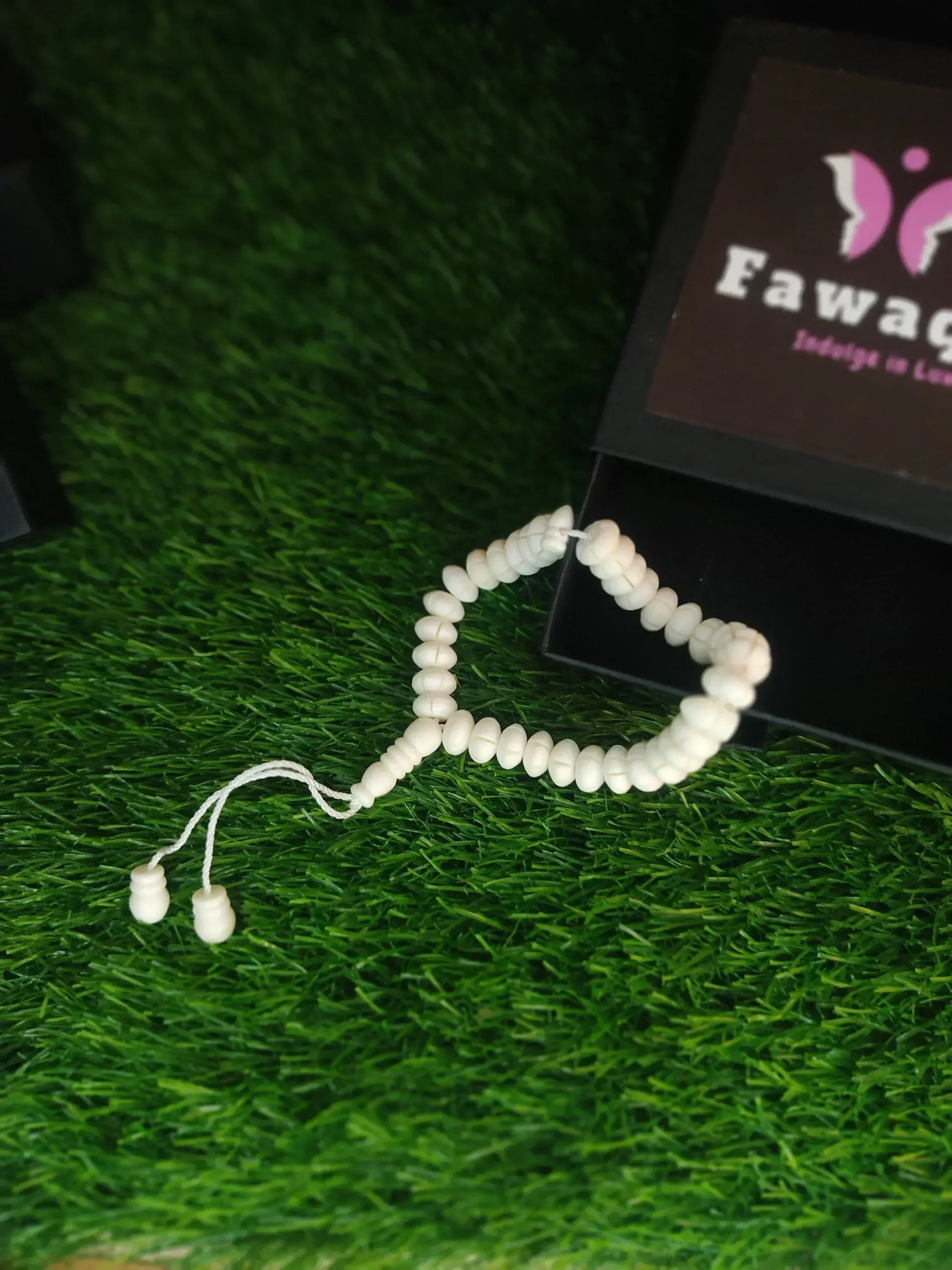 White Bead Natural Material Tasbih | 100 and 33 Beads - FawaQa