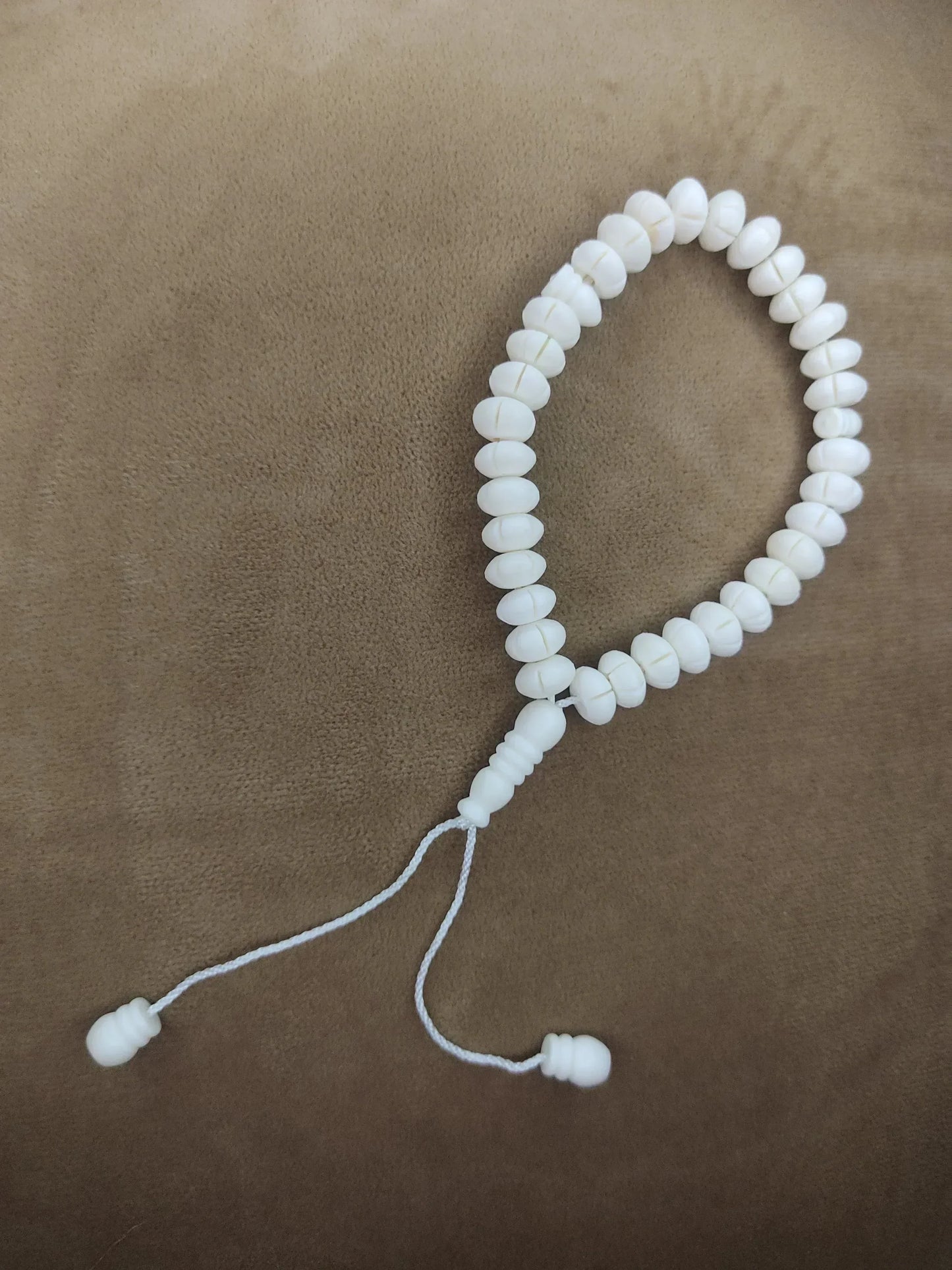 White Bead Natural Material Tasbih | 100 and 33 Beads - FawaQa