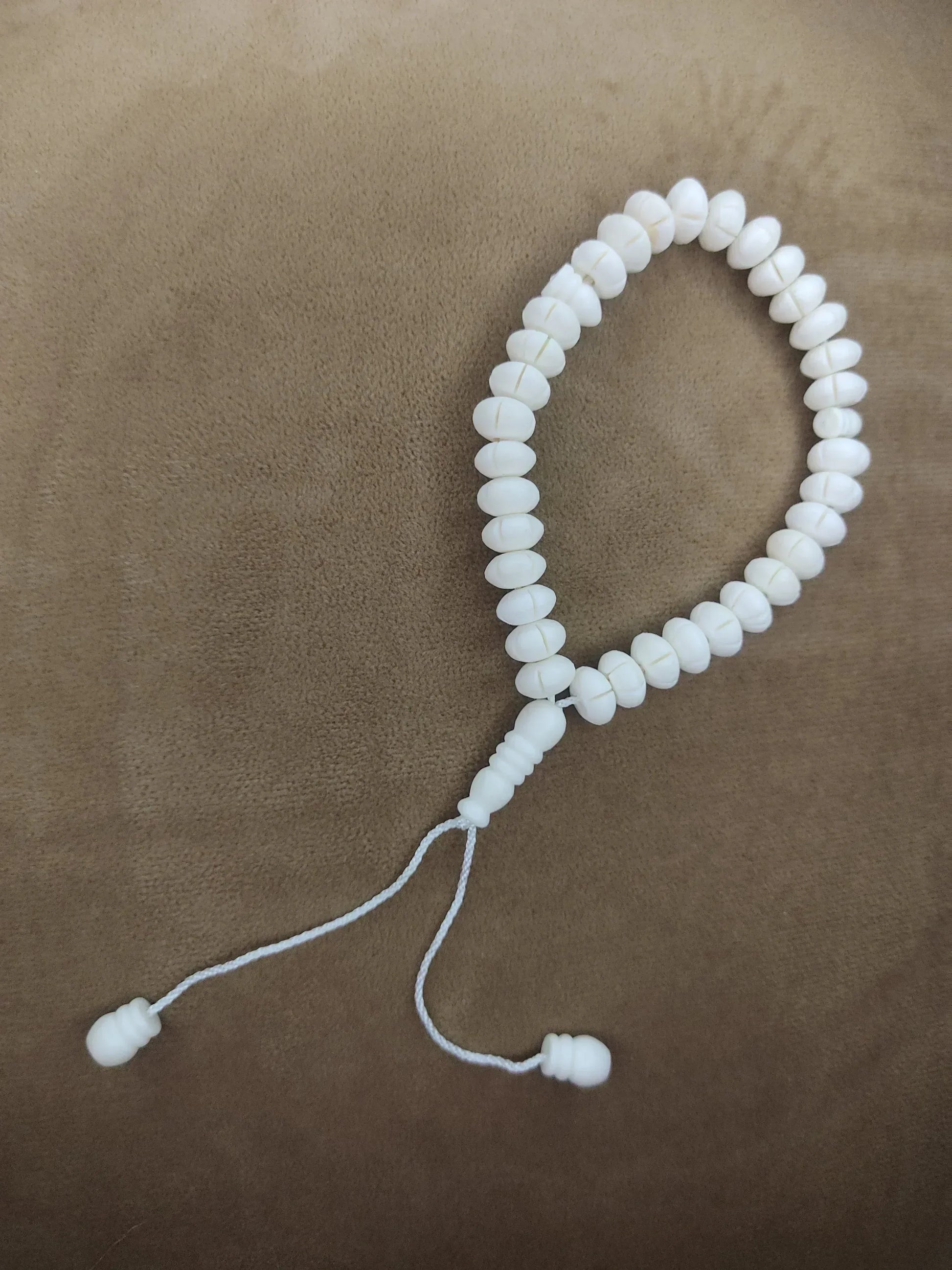 White Bead Natural Material Tasbih | 100 and 33 Beads - FawaQa