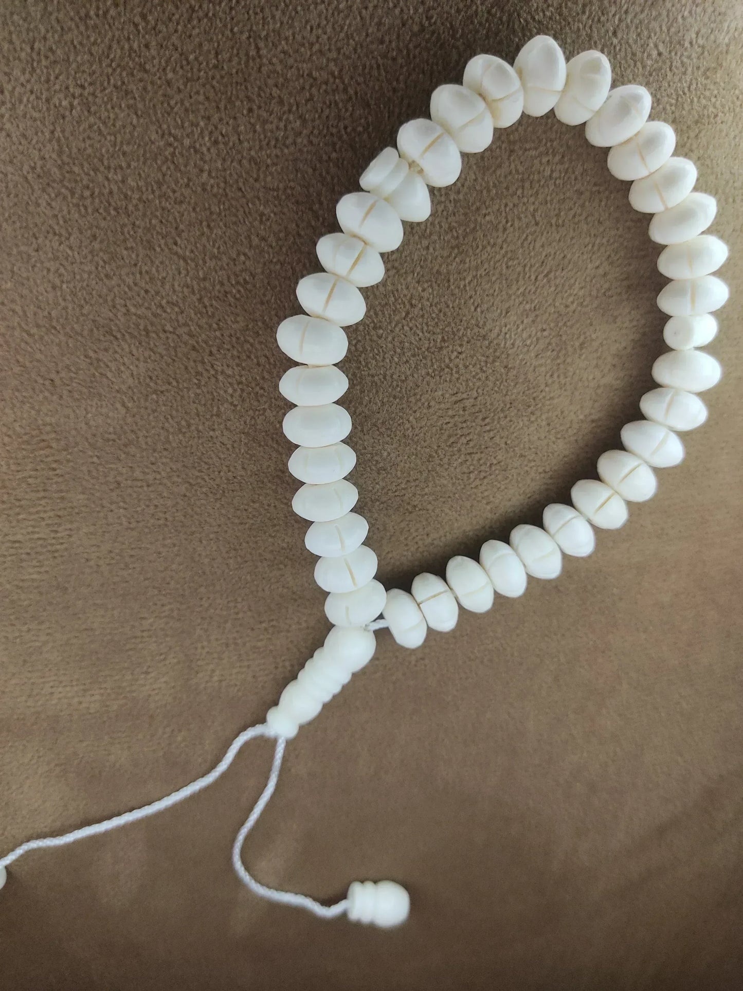 White Bead Natural Material Tasbih | 100 and 33 Beads - FawaQa