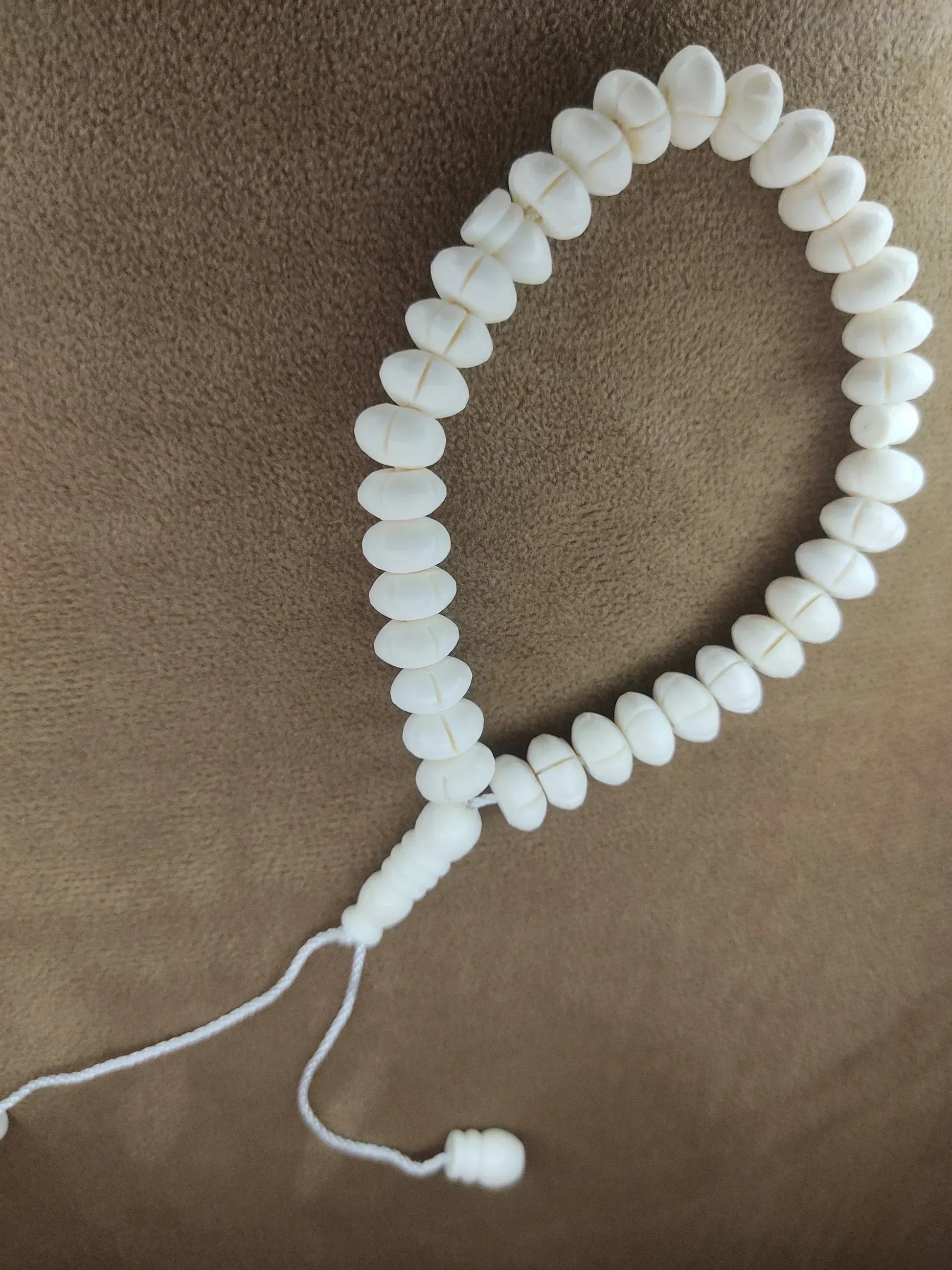 White Bead Natural Material Tasbih | 100 and 33 Beads - FawaQa