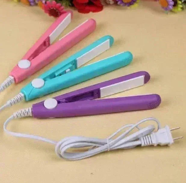 FawaQa | Portable Travel Styling Mini Hair Straightener - Medium Heat - FawaQa